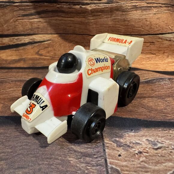 Vintage Formula A 3 Turbo Toy Race Car World Champion Friction Rev-Up F1 Racing - Picture 1 of 7